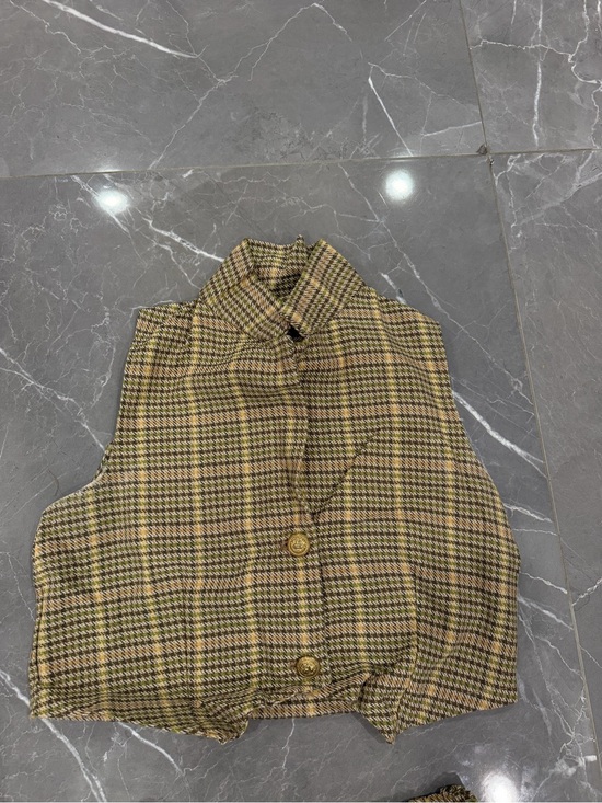 Tops - Plaid Tweed Vest in Olive and Brown
